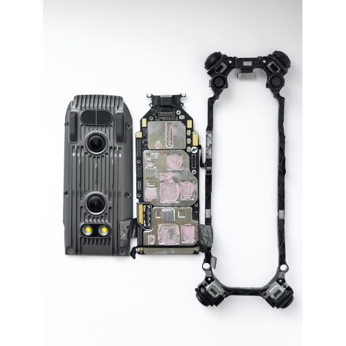 Материнська плата Mavic 3 Classic з фронтальними і нижніми сенсорами
